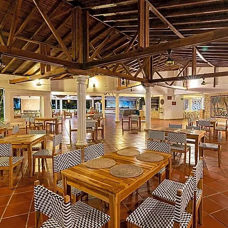 Cocoliso Hotel